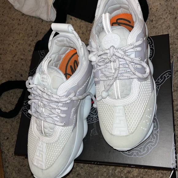 Versace chain reaction all white - Picture 3 of 3